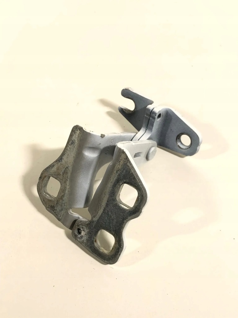 Tesla model 3 2019 петли Доставка