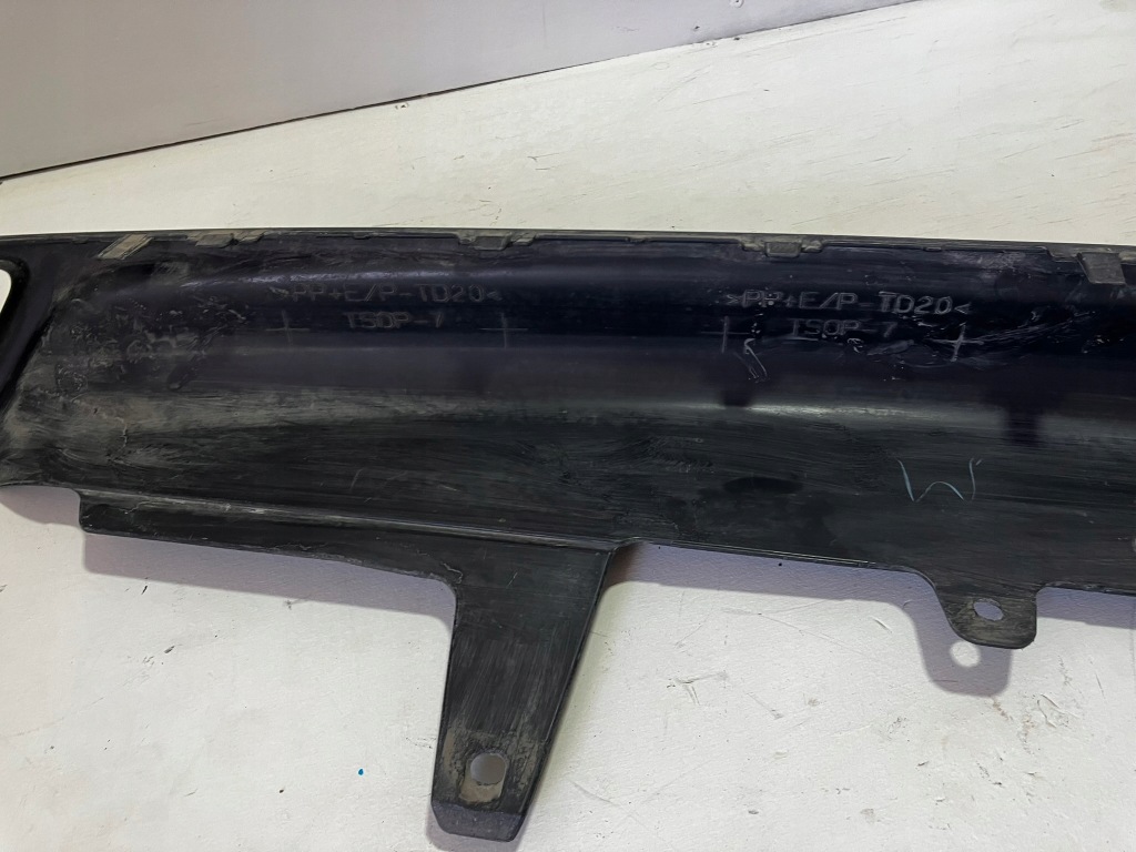 фото №10, #1 yaris iii lift молдинг нижня бампера задня