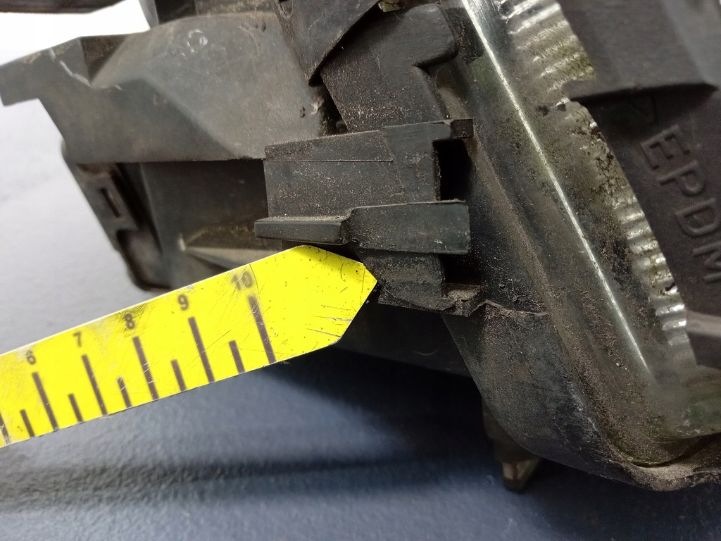 фото №8, Audi a6 c4 фара правый лампа eu 140506-02