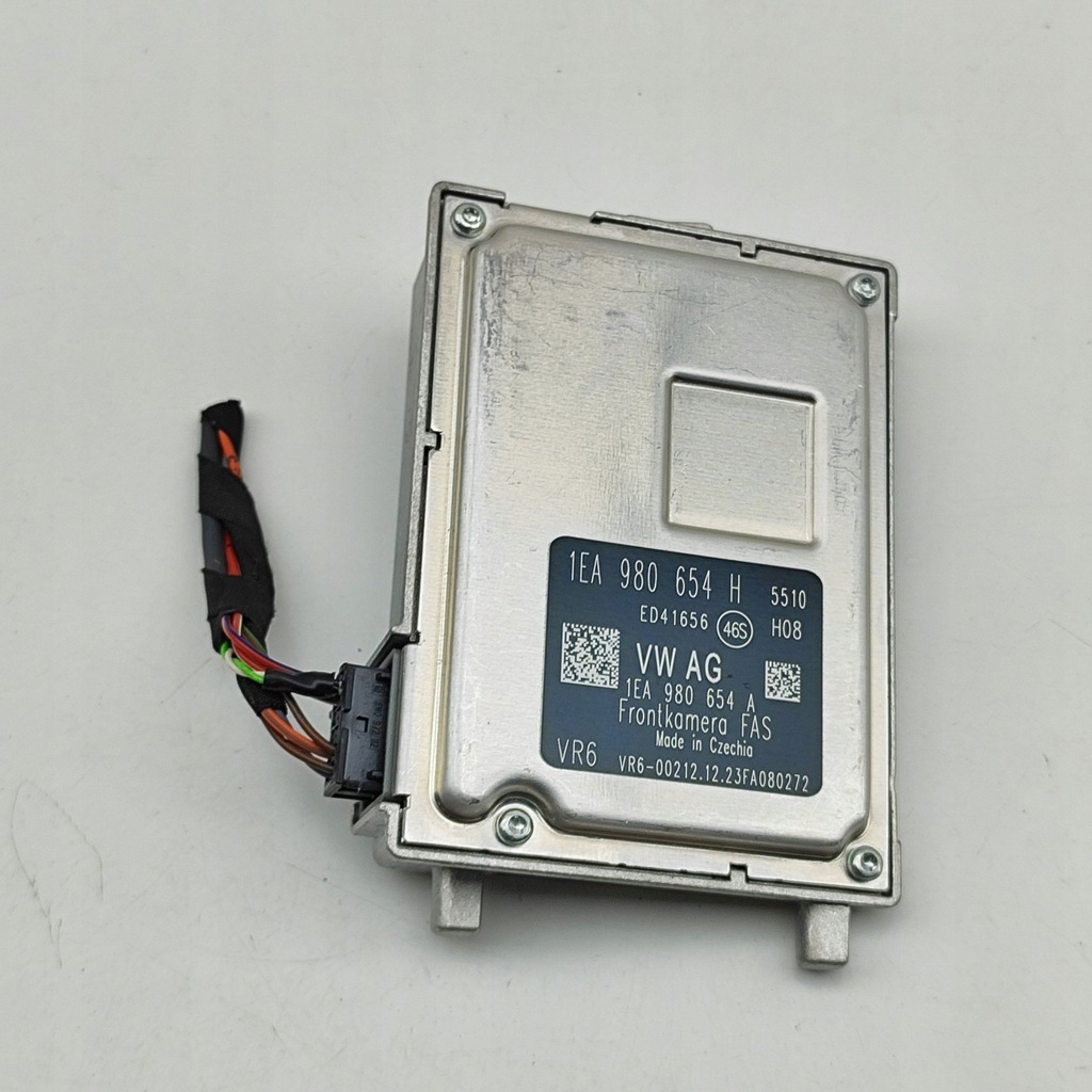 фото №5, Skoda enyaq iv 2024 камера стекло передней / лобовое