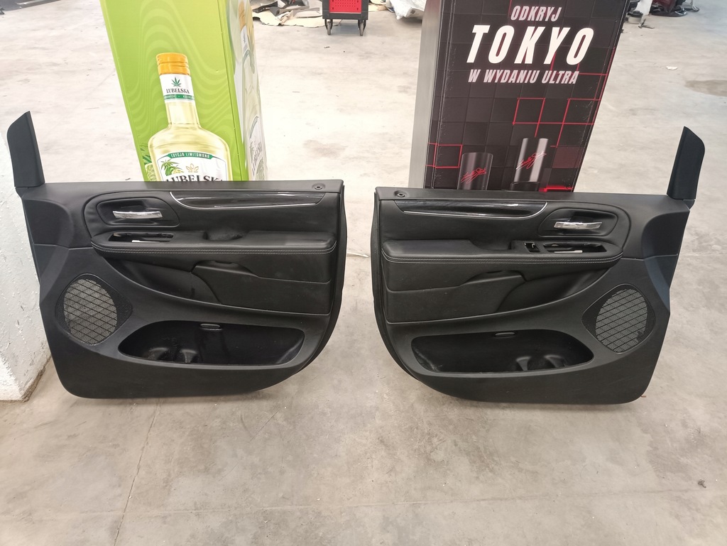 фото №1, Dodge grand caravan обшивка дверь перед