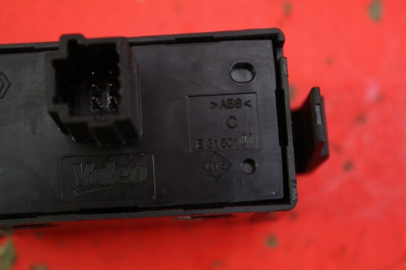 фото №7, Вимикач світла аварійних e3160101 dacia dokker 12-21