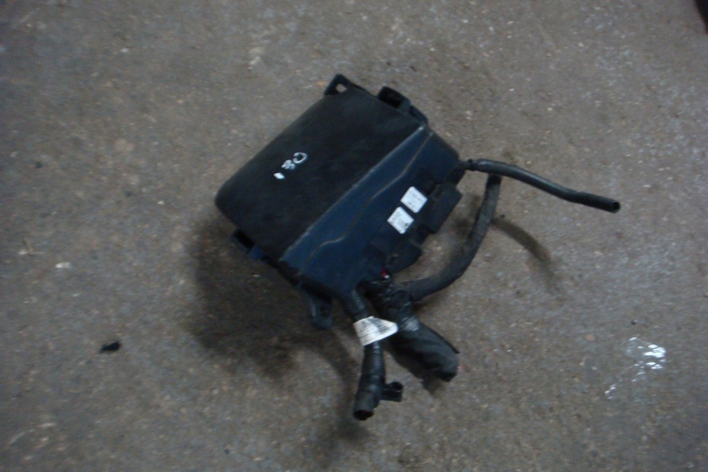 фото №1, Hyundai i30 ii 12-16 коробка предохранителей корпус