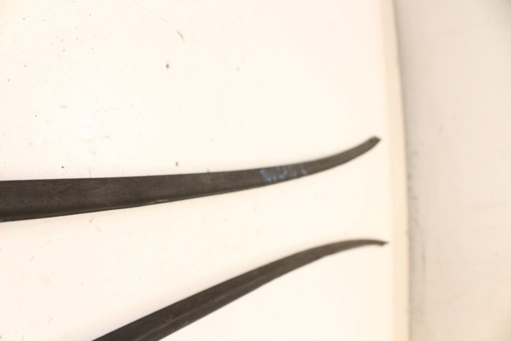 фото №5, Права молдинг скло лобове 1t0854328c vw touran i