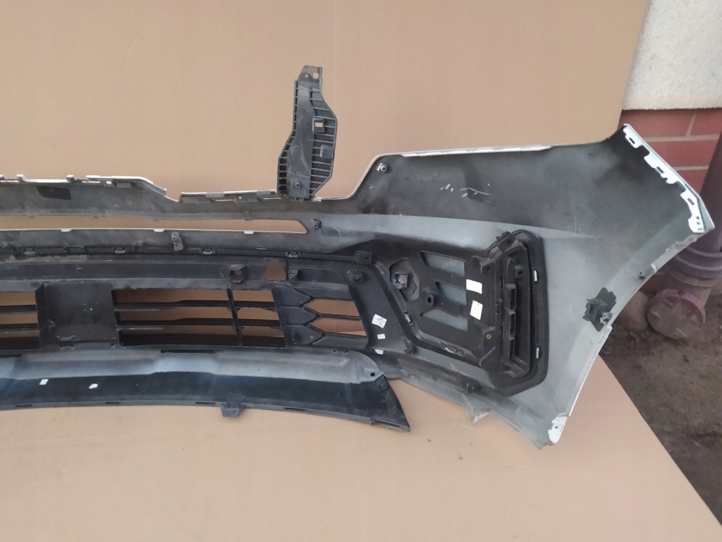 Kia sorento iv 20- бампер передній без  отворів lux в Україні