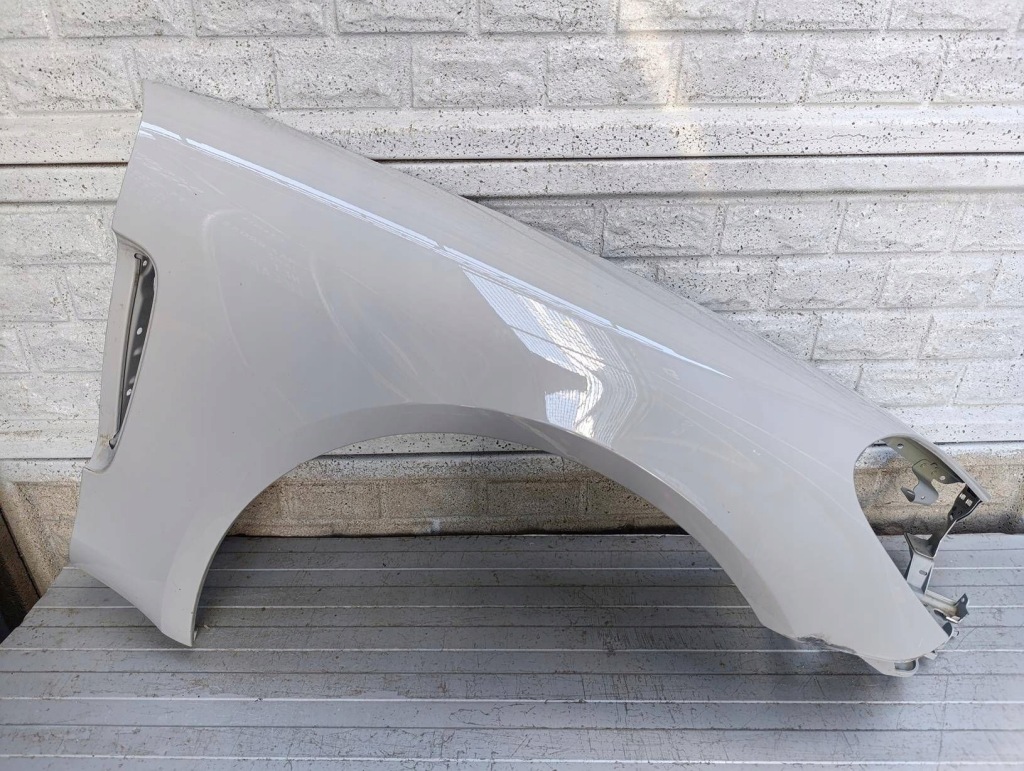 Купить Porsche panamera 971 крыло  правый  передний оригинал