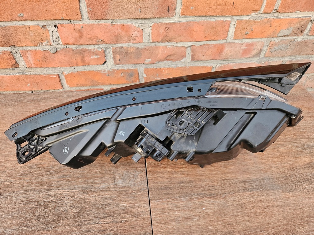 фото №10, Honda civic x 10 лампа левый перед full led europa комплектная