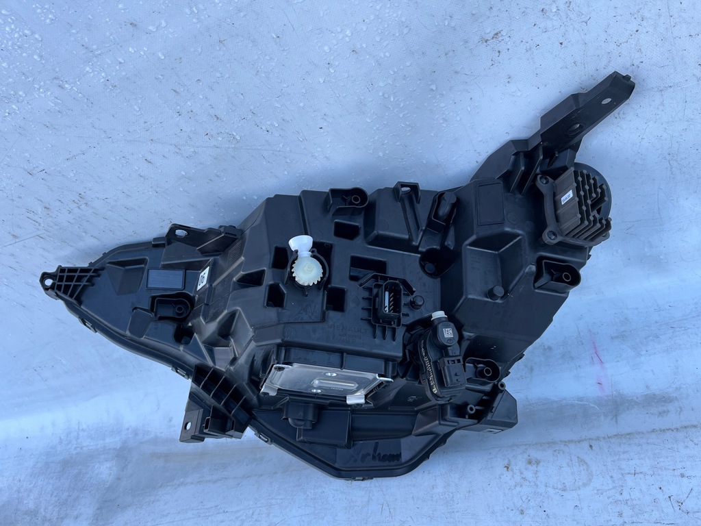 фото №10, Renault arkana 19- лампа full led правая передняя перед оригинал europa