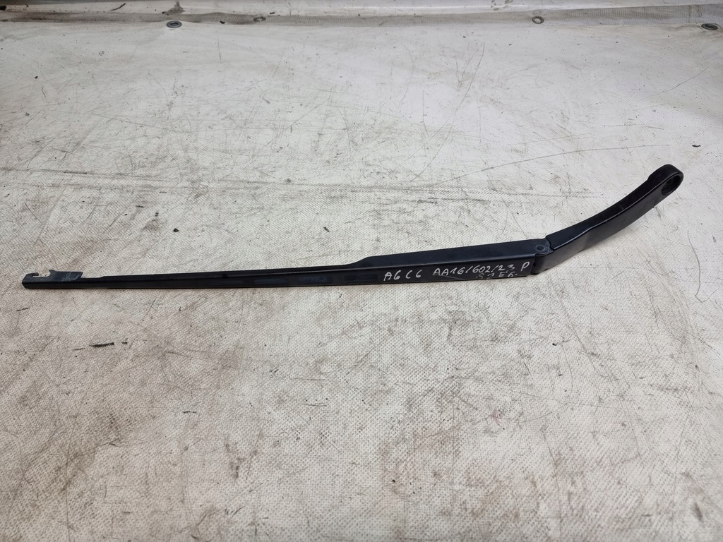 фото №1, Важіль двірники правий перед audi a6 c6 05r