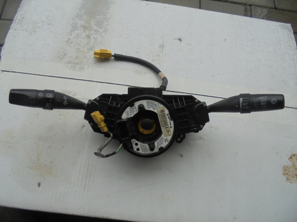 фото №1, Honda accord vii.r.06 переключатель+ лента f0zm391a0