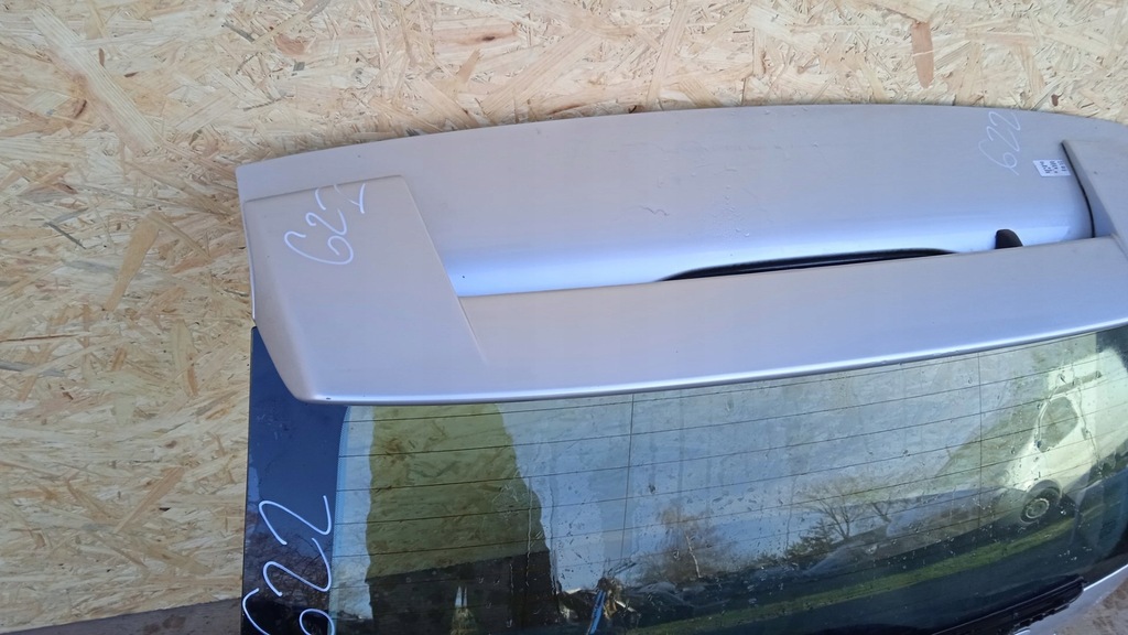 фото №7, Volvo v50 ii lift kombi крышка багажника задняя 426-26