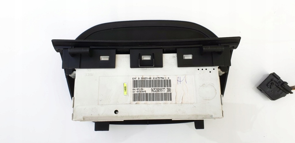 Peugeot 307 дисплей екран середній годинник чорна штекер 9652809977 Київ