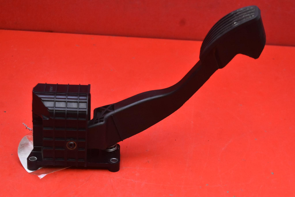 фото №6, Потенціометр педаль газу eu b720 fiat panda 2 ii 1.3 multijet 70 km 03-11