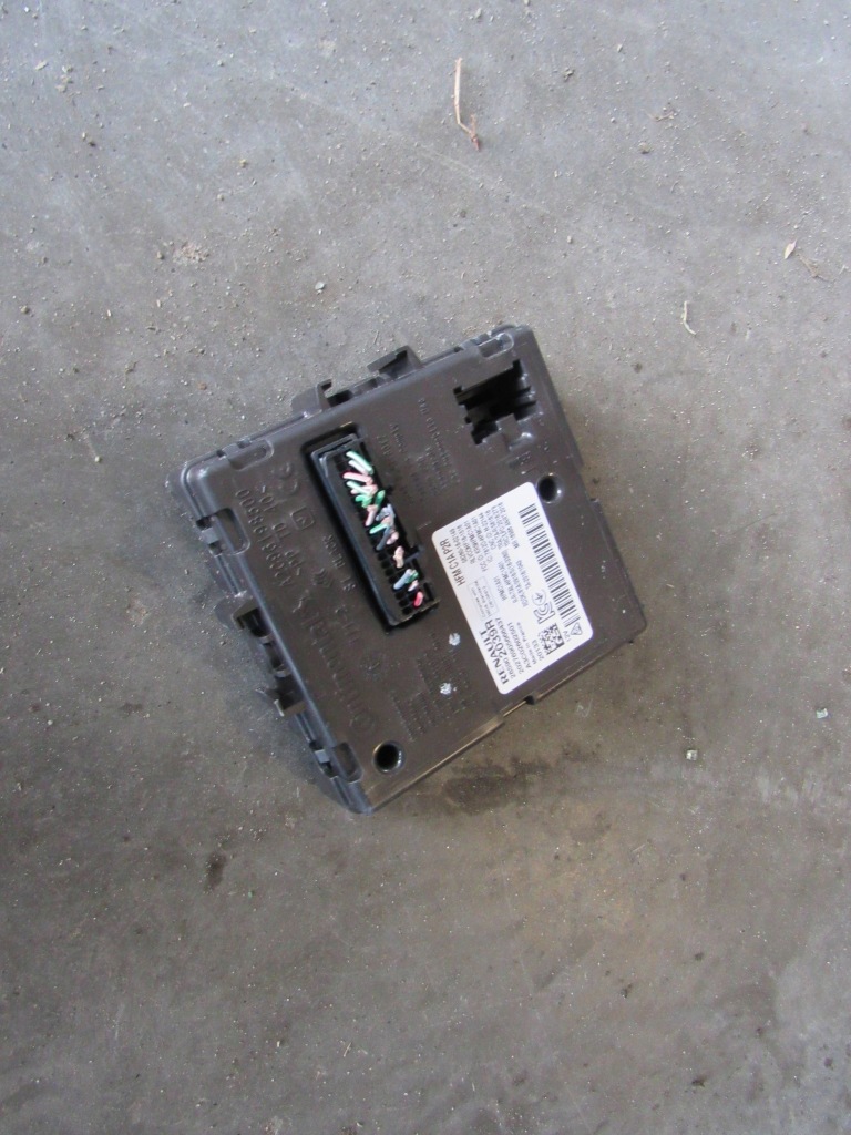 фото №1, Renault arkana модуль блок управления hfm 285902039r