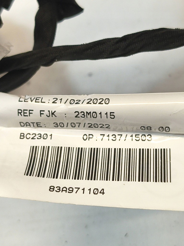 Audi q3 83a джгут бампера задня 4xpdc 83a971104 Недорого