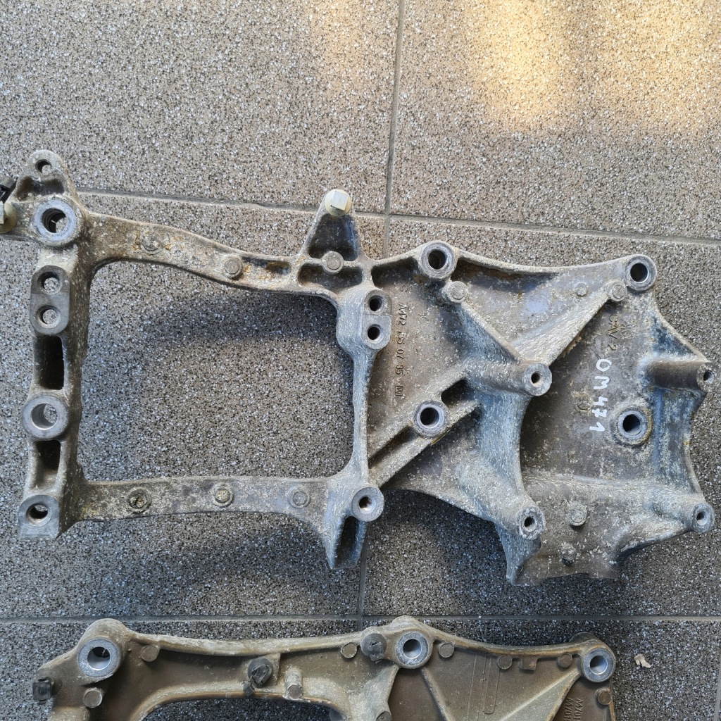 Купить Кронштейн кронштейн кронштейн генератора mercedes actros mp 4