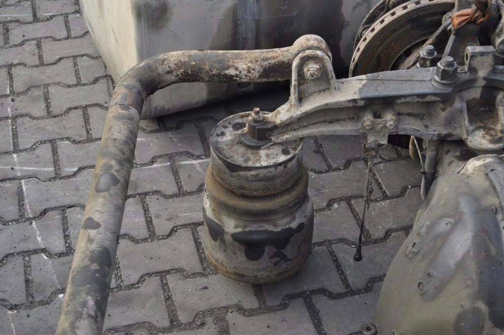 фото №6, Iveco stralis 420 euro4 подвеска мост суппорт подушка