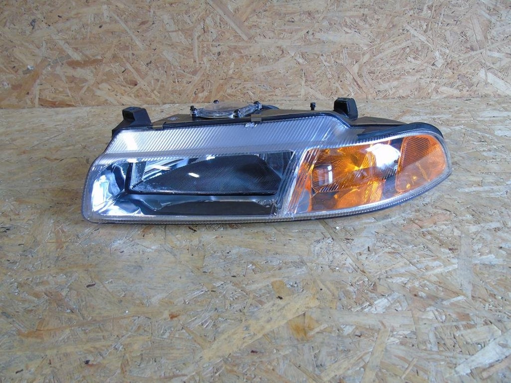 фото №1, Лампа передня ліва stratus cirrus breeze 95- oryg | r0i