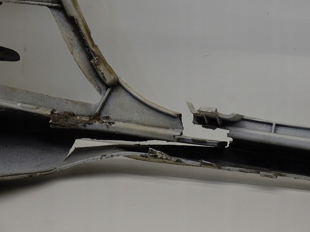 фото №13, Бампер перед передний vw scirocco iii 1k8 lb9a