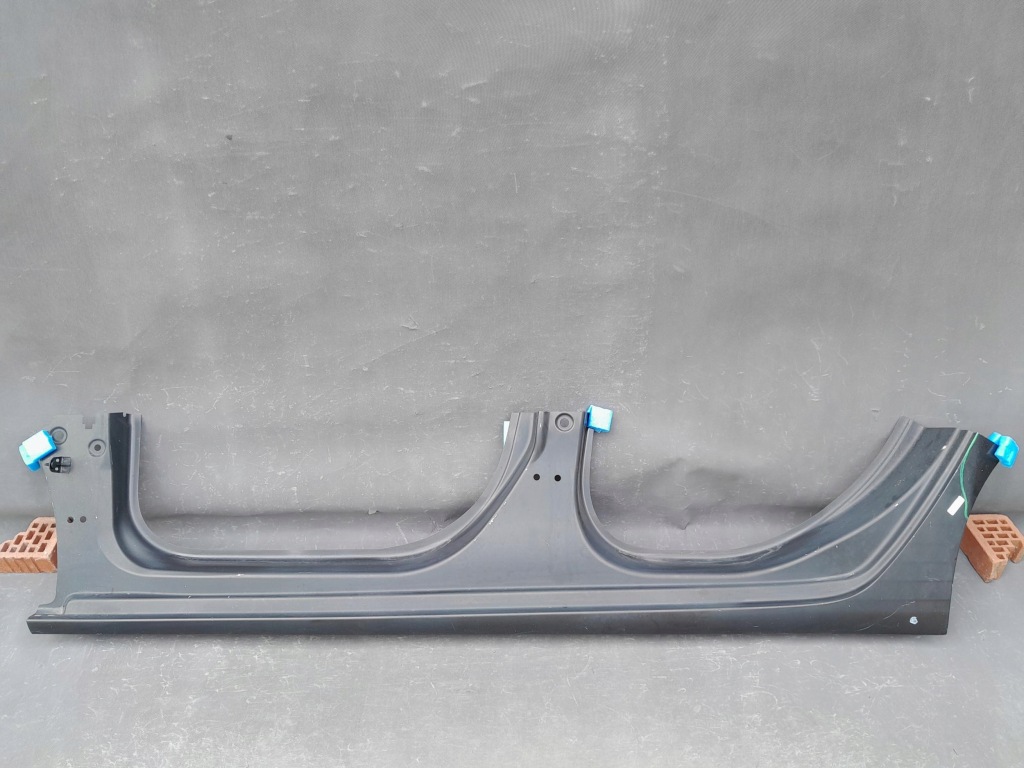 фото №1, Opel astra v kombi 15- порог левый oryg