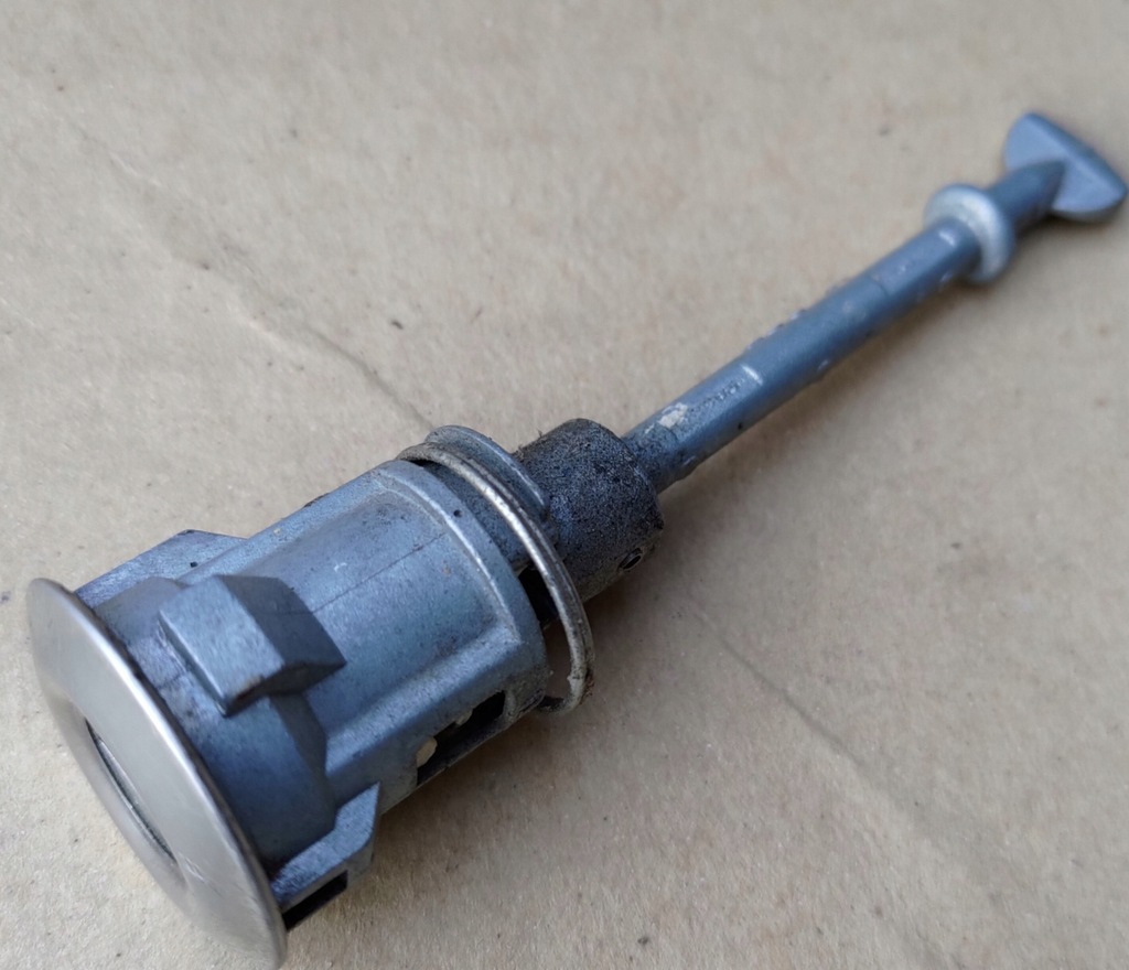 фото №1, Space star 13 - вкладка ключ замка замок розетка дверь