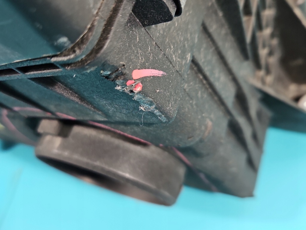 фото №8, Корпус фильтра воздуха isuzu d-max ii 11-19 898179138 2.5 crdi