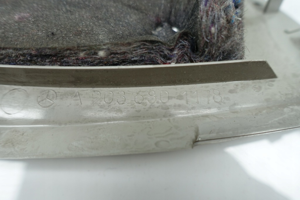 Mercedes w203 защита панели левая правая заглушка обшивка 2036801278 2036801178 Цена