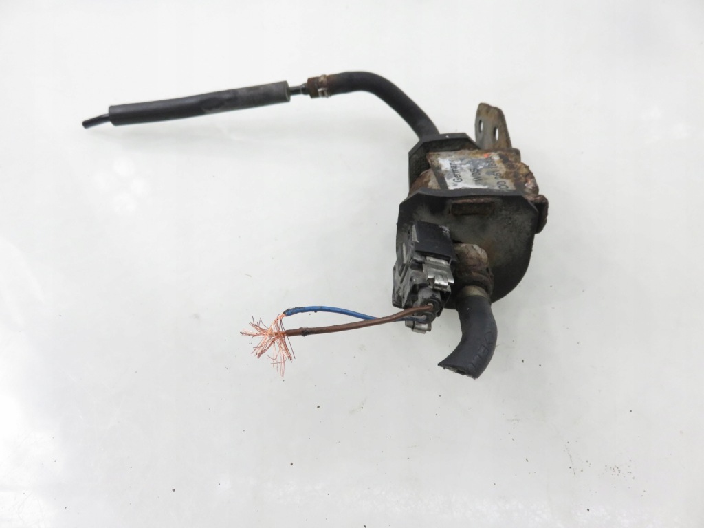 Помпа webasto vw phaeton 3d0261163a Недорого