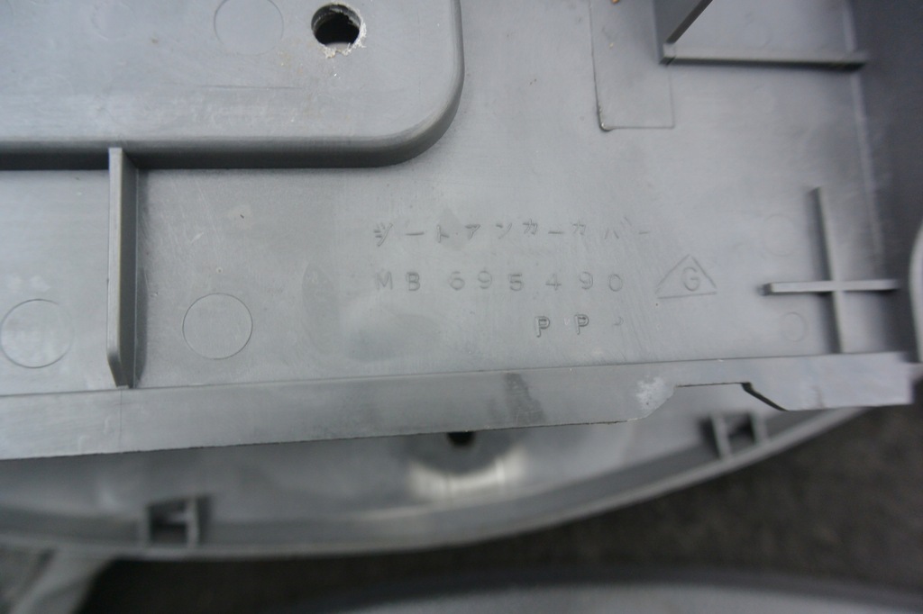 фото №9, Сиденья 3 ряд кожа mitsubishi pajero ii long kpl