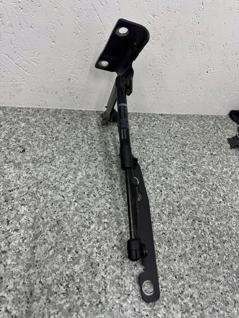 фото №8, Петля капот левый перед volvo s60 ii v60 i 2011-2018 31385812