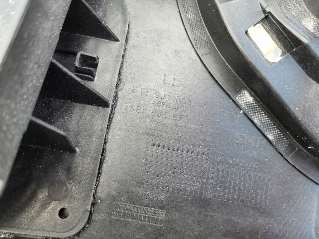 фото №15, Porsche taycan 9j приборная панель приборная подушка воздушная ремни безопасности