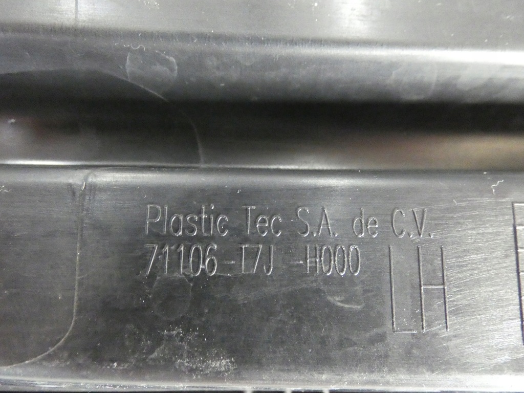 фото №14, Решётка бампера левая honda hr-v ii przed lift 731.