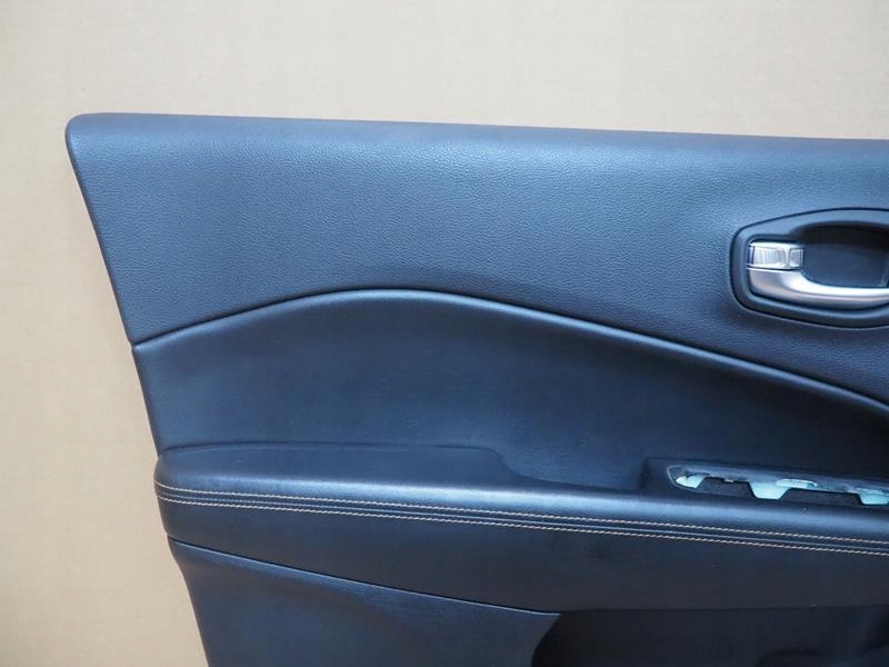 фото №2, Оббивка обшивка двері лівих передніх jeep compass ii