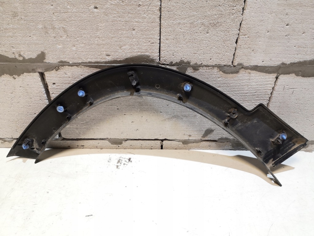 фото №7, Молдинг крыла правый перед rifter