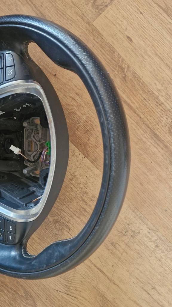 фото №6, Повітропровід шкіряний багатофункціональний r desing volvo v40 ii