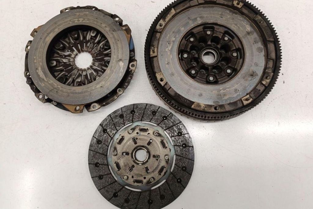 фото №8, Комплект зчеплення mercedes-benz cla coupe c117 a0262500501 2.14l дизель