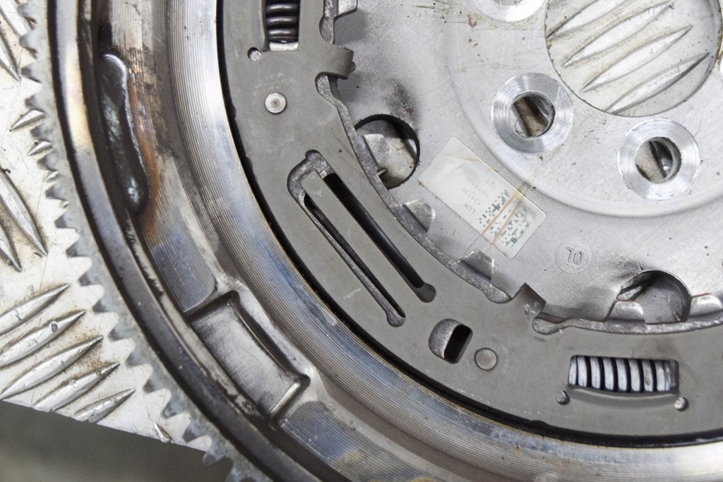 фото №5, Skoda karoq nu7 автоматическая диск колеса маховика 04e105266k 1.5 бензин