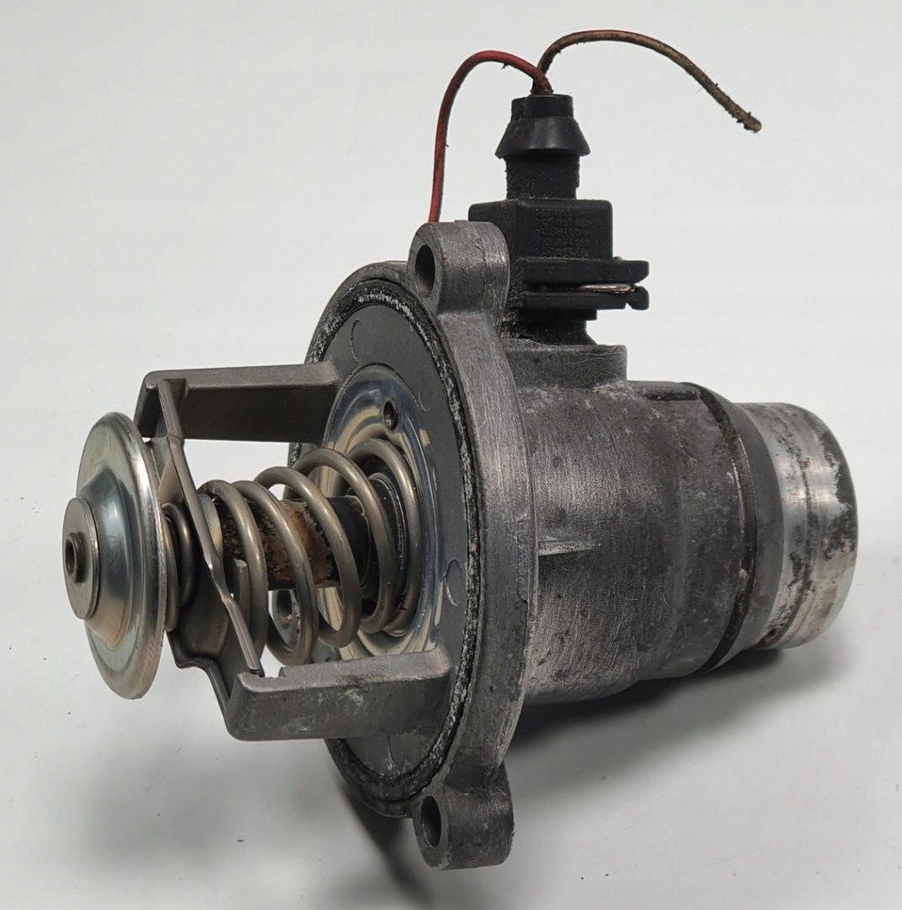 фото №1, Термостат корпус bmw x6 e71 4.4 v8 7586885