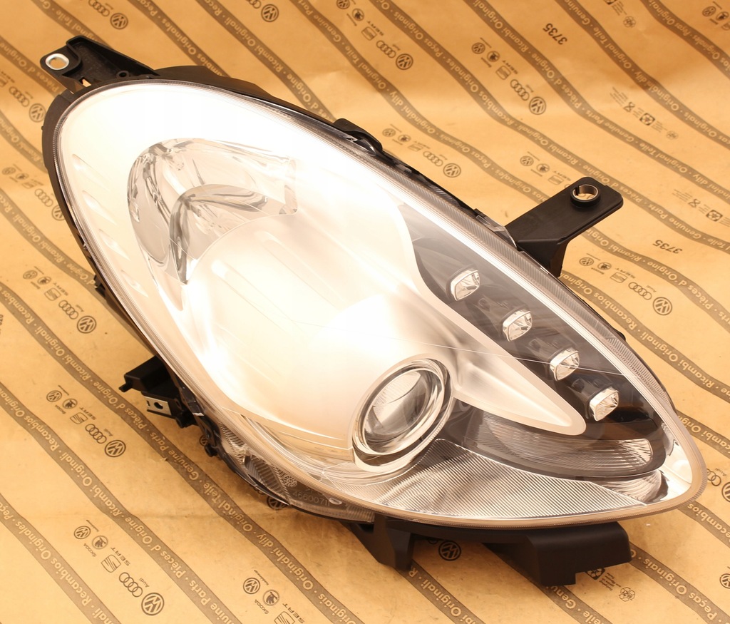 фото №1, Alfa romeo giulietta 10-20 лампа звичайна + led