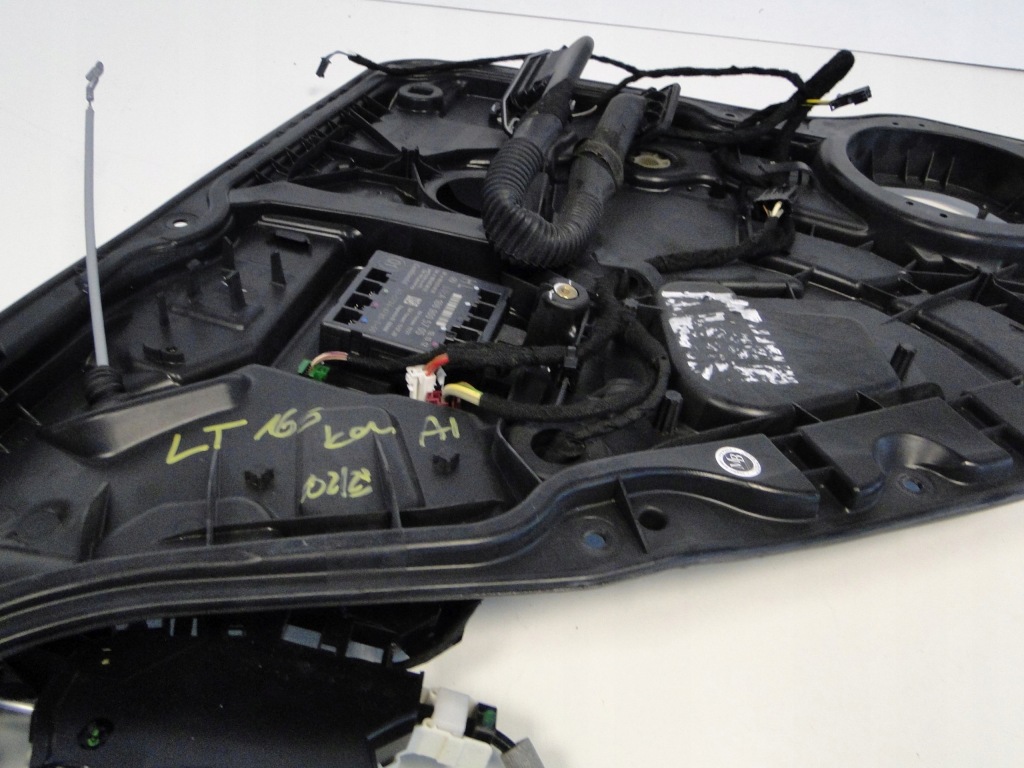 Mercedes підйомник скло двері задні ліва замок модуль вкладиш ml w166 166 Ціна