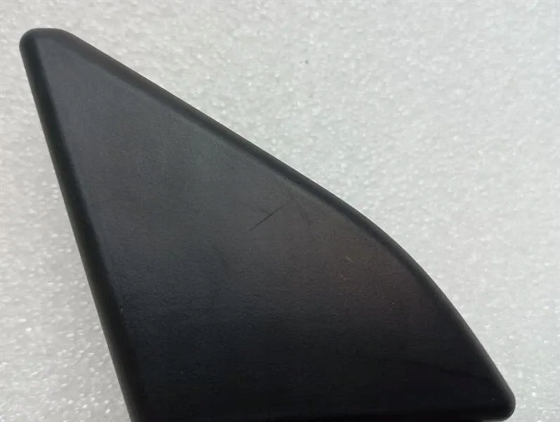 Ferrari f151m 82018700 door inner cover triangle Доставка