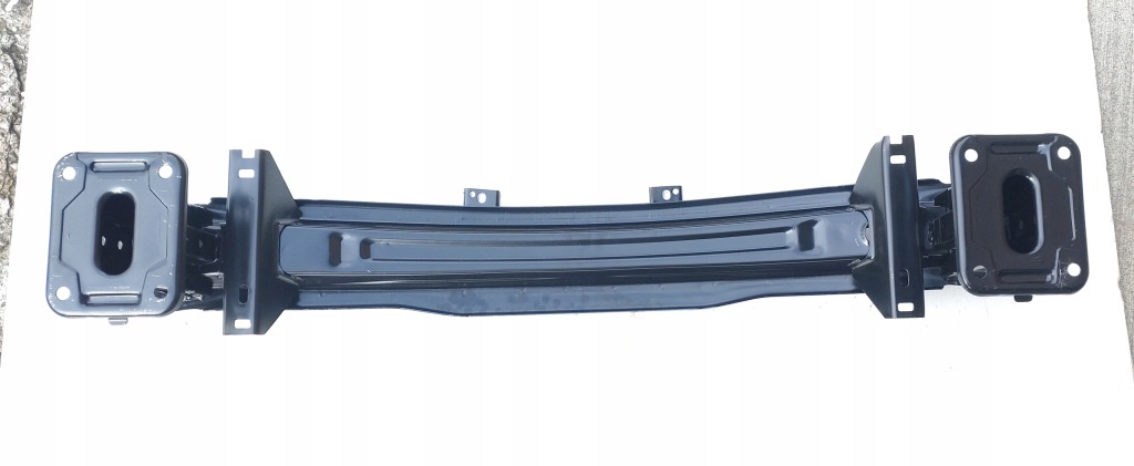 Новая  усилитель передний балка бампера перед mazda cx-30 cx30 2019- Киев