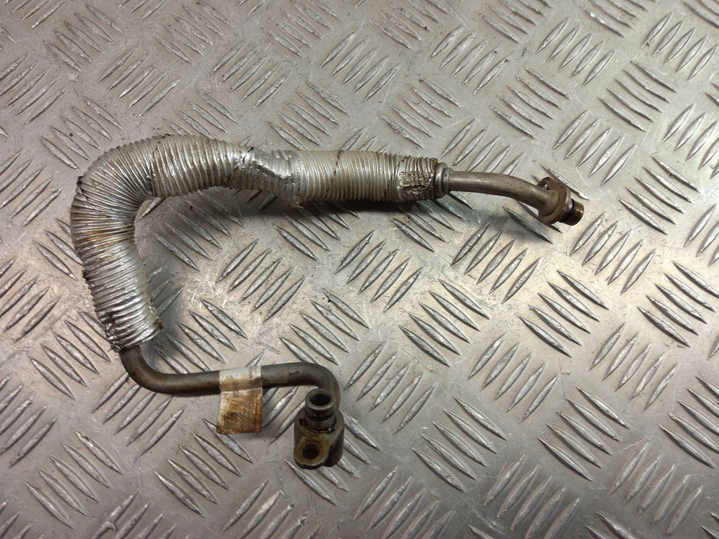 фото №7, Bmw x1 f48 f49 2016 перед труба заливной масла