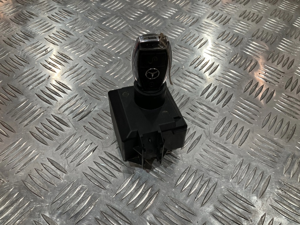 фото №1, Замок зажигания ключ mercedes a klasa w176