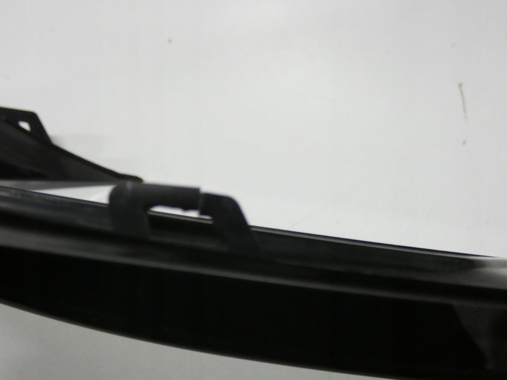 Решётка бампера bmw x-1 f48 рестайлинг  левая 220. с Разборки