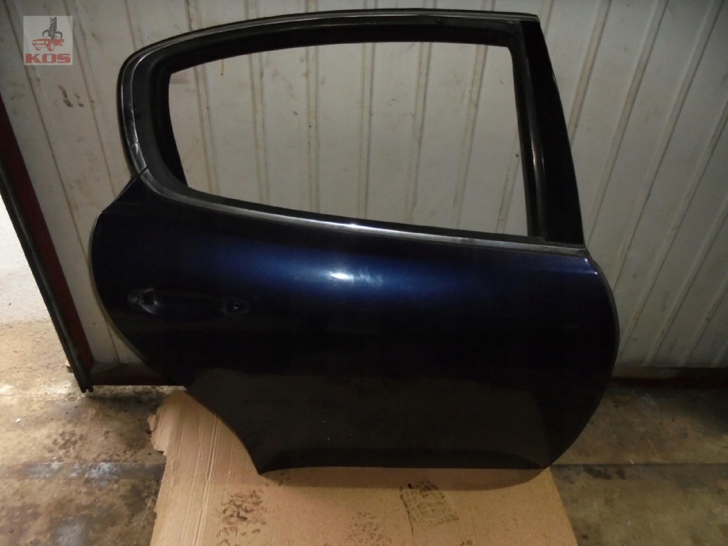 Купити Двері праве задній maserati quattroporte v 4.2 m139 2006