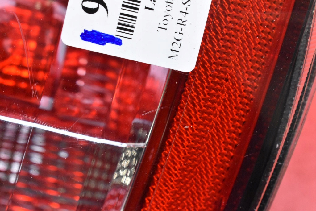 фото №9, Лампа левая задняя задняя 47-14l toyota prius 2 ii xw20 03-11