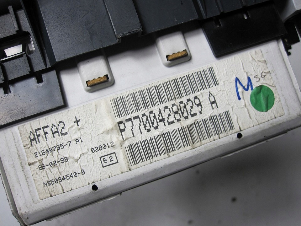 фото №7, Годинник дисплей renault megane scenic 92r