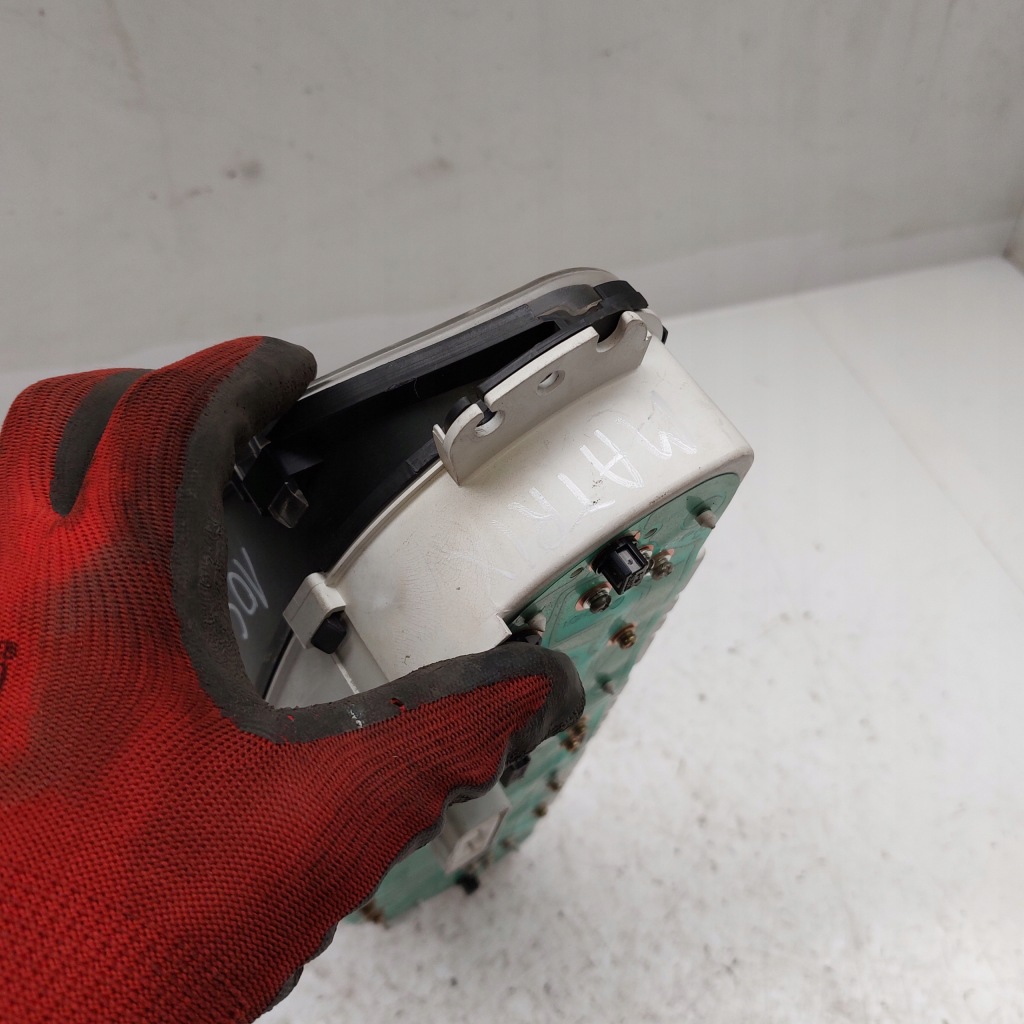 фото №10, Hyundai matrix 1,6b счетчик приборы 94003-17200 20010925 2003-2700