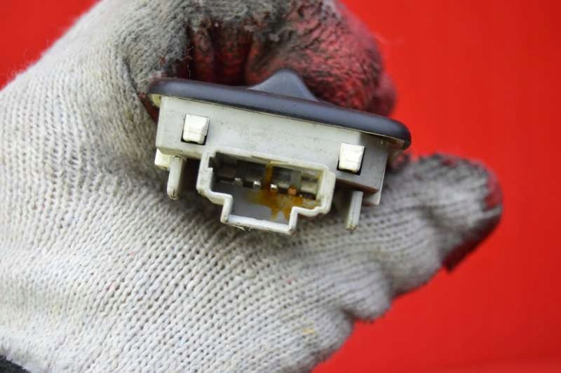 фото №7, Лампа освітлення салону peugeot 107 05-08